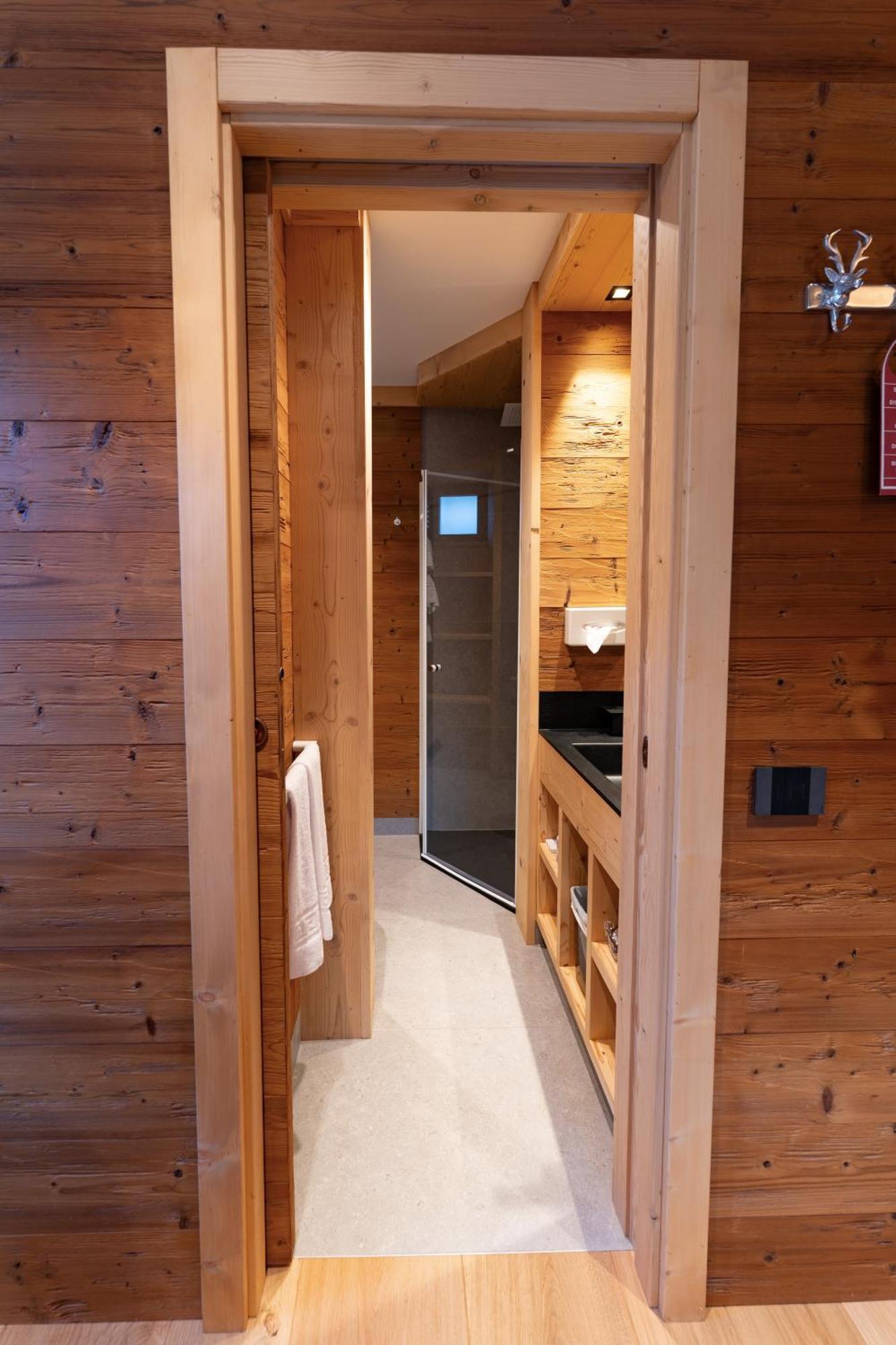 Hotel Villa Alpina ***S Cortina d'Ampezzo Exterior photo